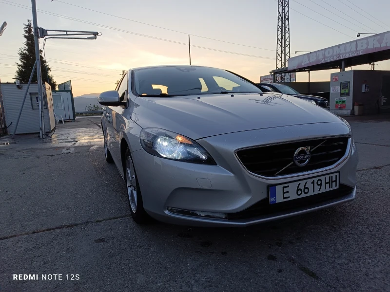 Volvo V40 EURO 6B, снимка 7 - Автомобили и джипове - 47814965