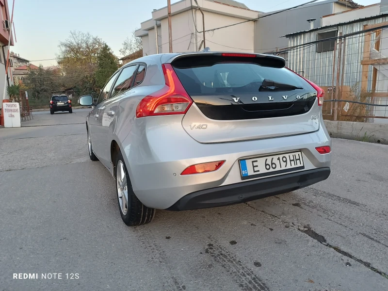 Volvo V40 EURO 6B, снимка 3 - Автомобили и джипове - 47814965