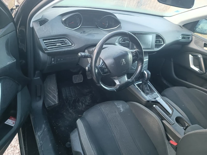 Peugeot 308 1, 6, 120к.с., снимка 6 - Автомобили и джипове - 48847762