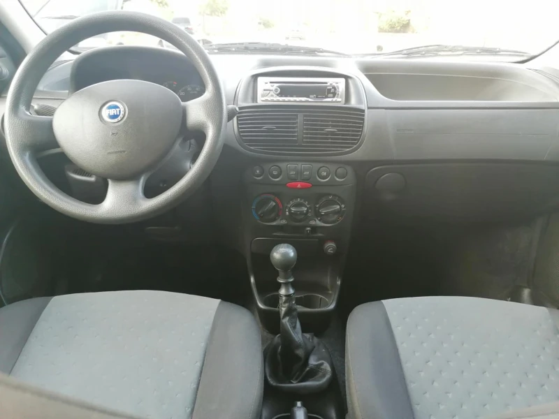 Fiat Punto 1.2 бензин клима фейс , снимка 10 - Автомобили и джипове - 49331285