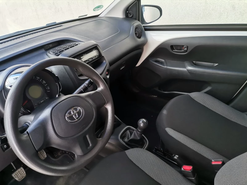 Toyota Aygo, снимка 7 - Автомобили и джипове - 49403964