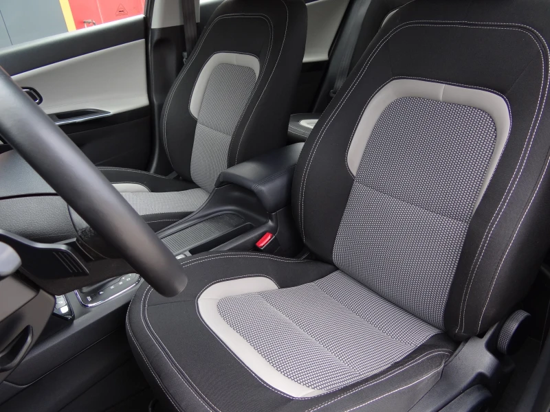 Kia Ceed 1.6 GDI-135k.c. - Spirit / Автоматик / Euro-5 /, снимка 12 - Автомобили и джипове - 50391231