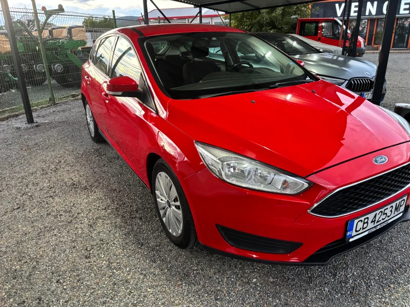 Ford Focus Benzin 1000kub , снимка 4 - Автомобили и джипове - 52048763