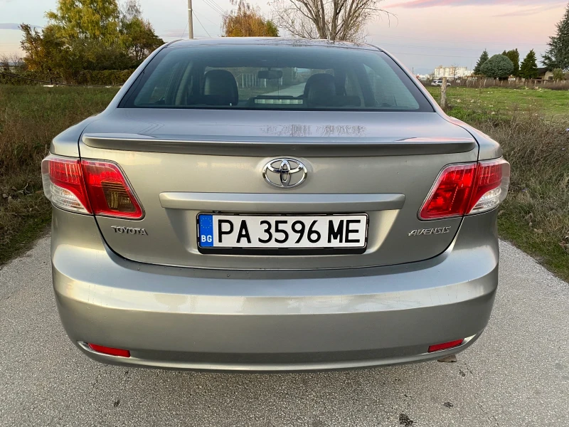 Toyota Avensis 2.0 D4D 126, снимка 6 - Автомобили и джипове - 52404125