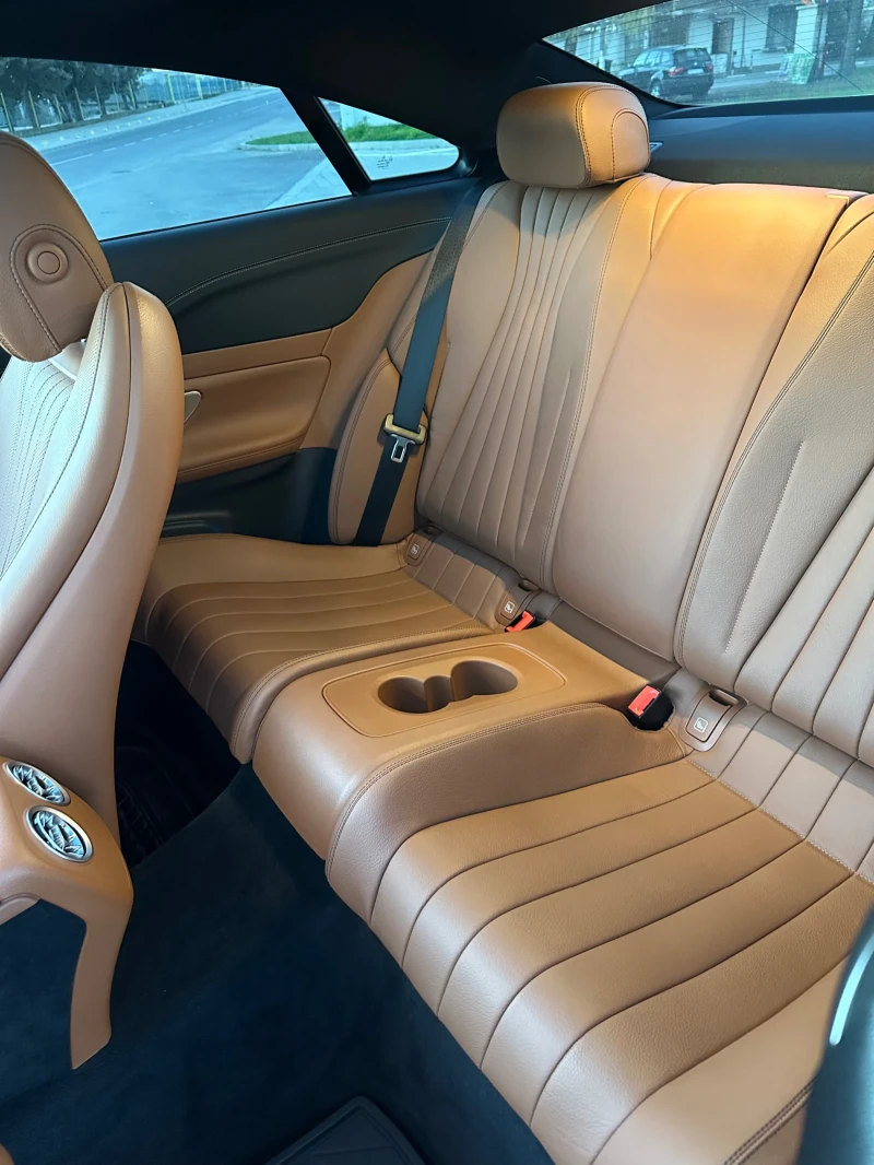 Mercedes-Benz E 400 d 4M AMG, BURMESTER, MEMORY, ОБДУХВАНЕ, 360, PANO, снимка 9 - Автомобили и джипове - 52792688