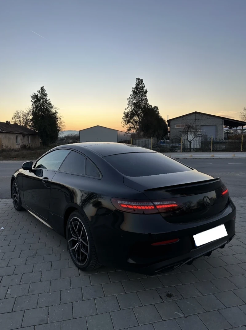 Mercedes-Benz E 400 d 4M AMG, BURMESTER, MEMORY, ОБДУХВАНЕ, 360, PANO, снимка 4 - Автомобили и джипове - 52792688