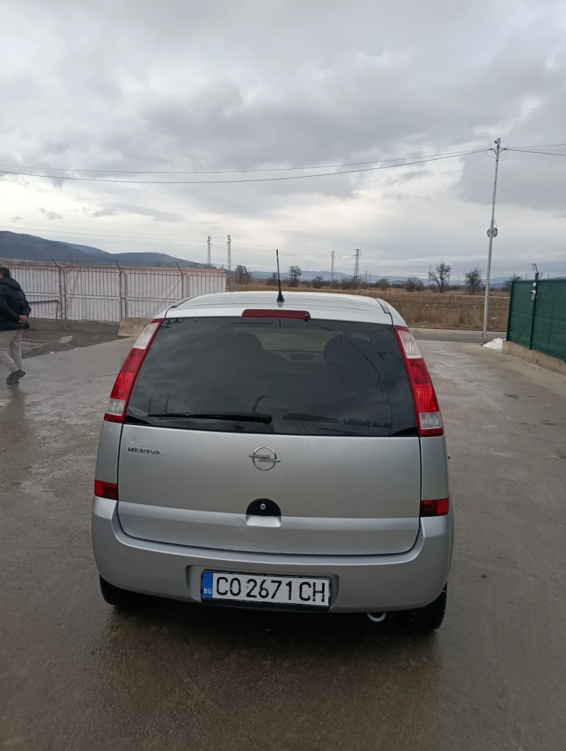 Opel Meriva, снимка 4 - Автомобили и джипове - 53457580