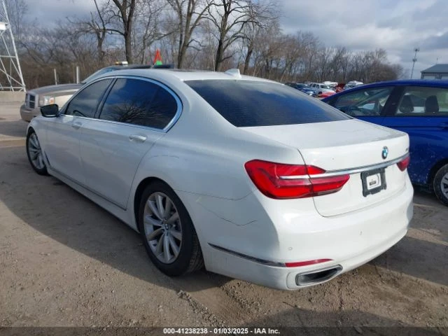 BMW 740 * Възможност за Лизинг* , снимка 3 - Автомобили и джипове - 49522028