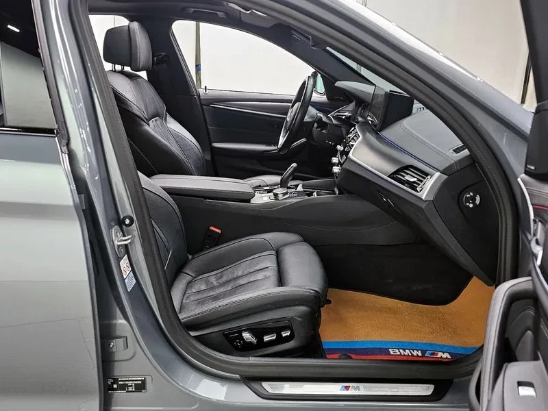 BMW 520 M Sports, снимка 11 - Автомобили и джипове - 56224663