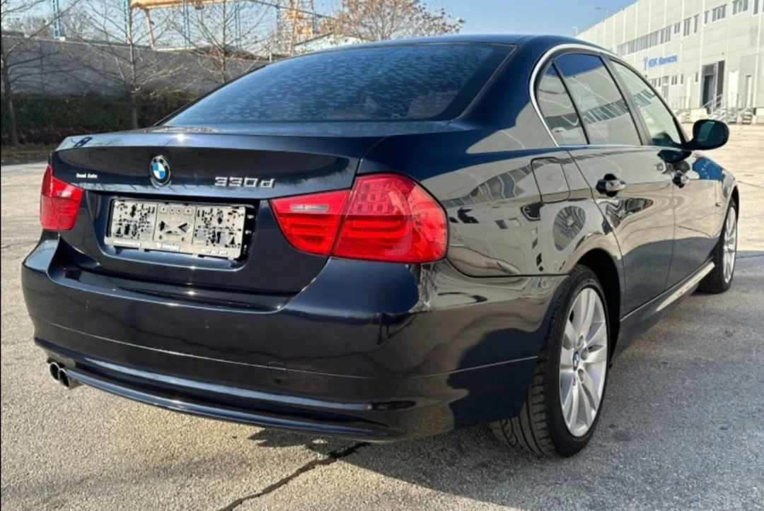 BMW 330 3.0d 245kc - изображение 10