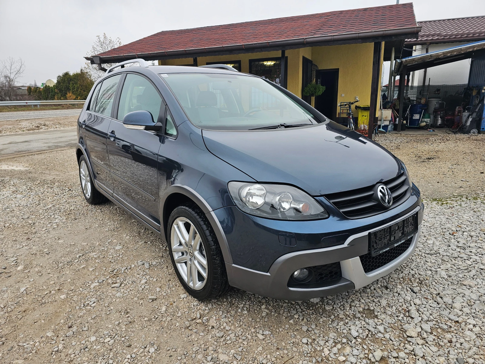 VW Golf Plus 1.9tdi CROSS DSG РЕАЛНИ КИЛОМЕТРИ - изображение 7