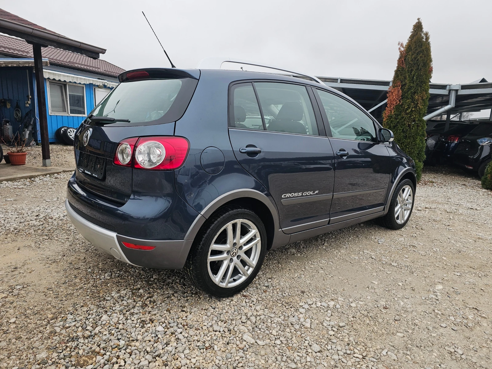 VW Golf Plus 1.9tdi CROSS DSG РЕАЛНИ КИЛОМЕТРИ - изображение 5