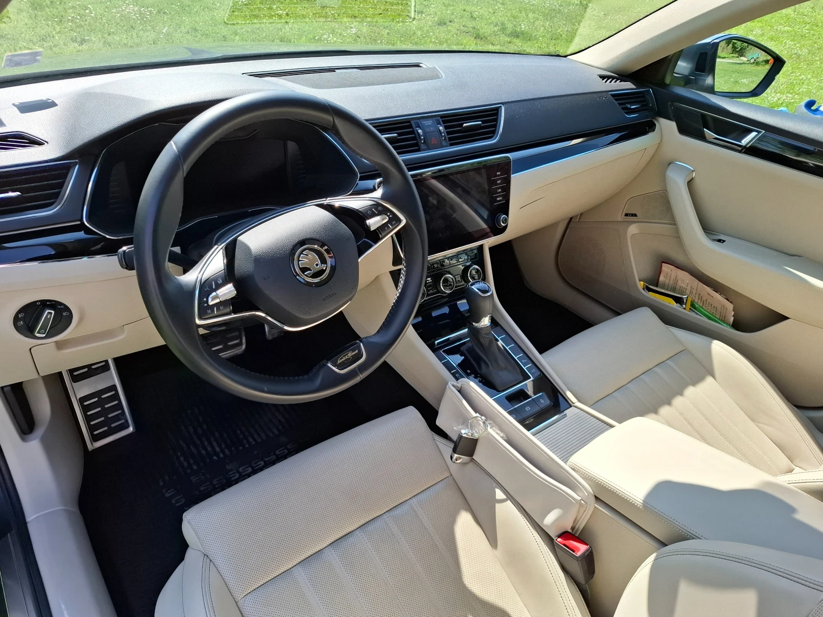 Skoda Superb L&K 2.0 TDI 200k.c. - изображение 8