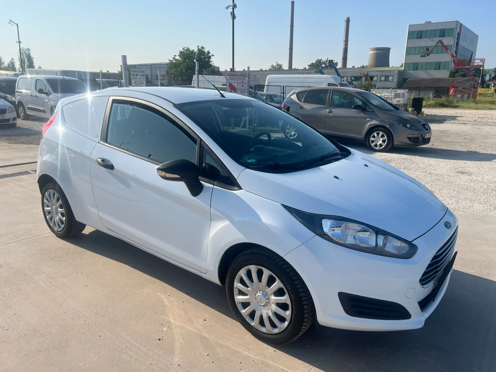 Ford Fiesta 1.5tdci-Клима-N1 - изображение 3