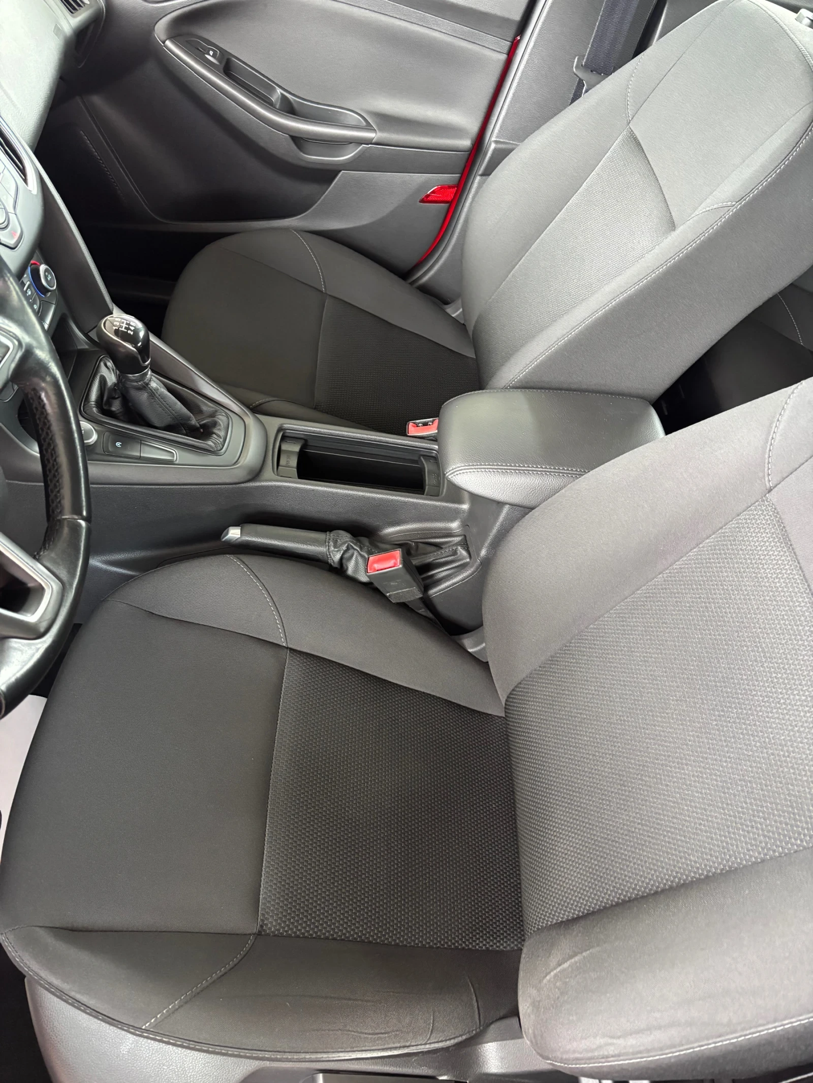 Ford Focus Benzin 1000kub  | Mobile.bg   12