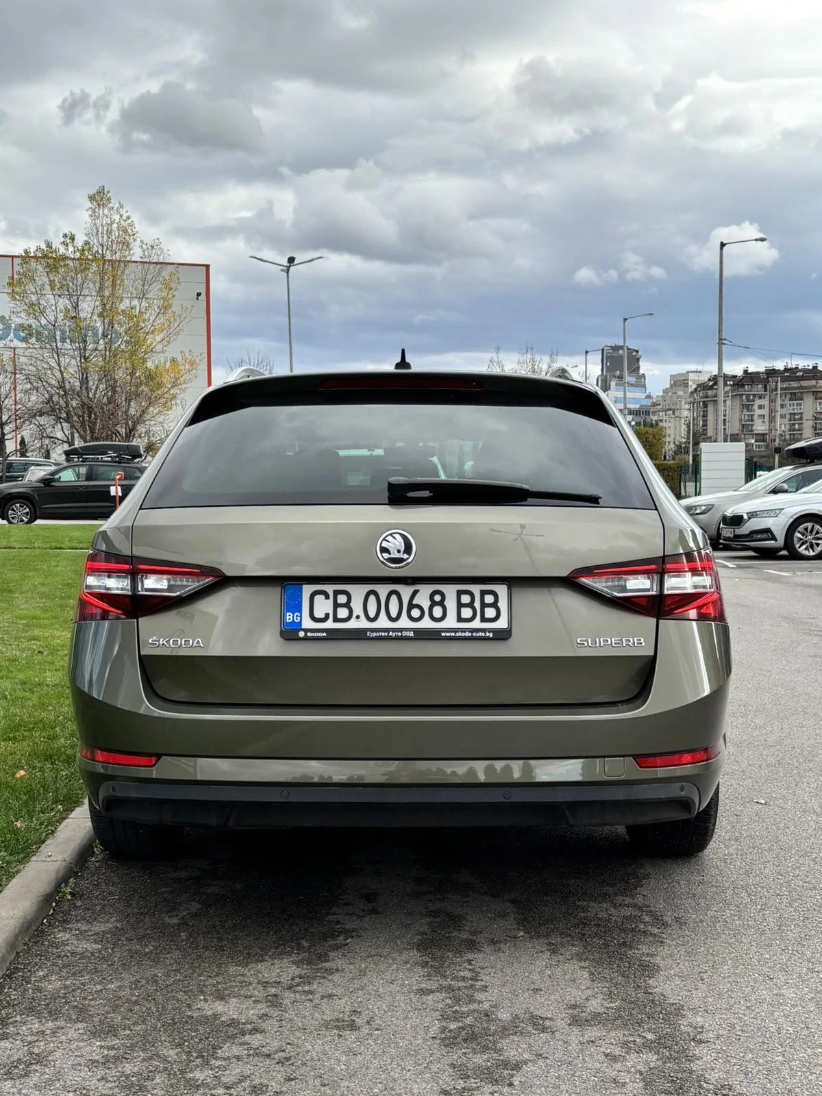 Skoda Superb Еуратек Ауто, снимка 8 - Автомобили и джипове - 54172322
