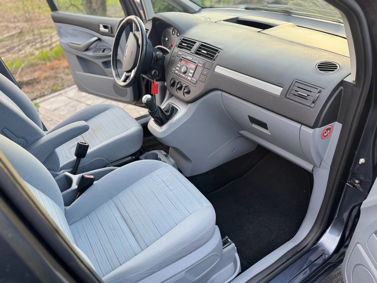 Ford C-max 1.8i 125кс Facelift, снимка 11 - Автомобили и джипове - 54087671