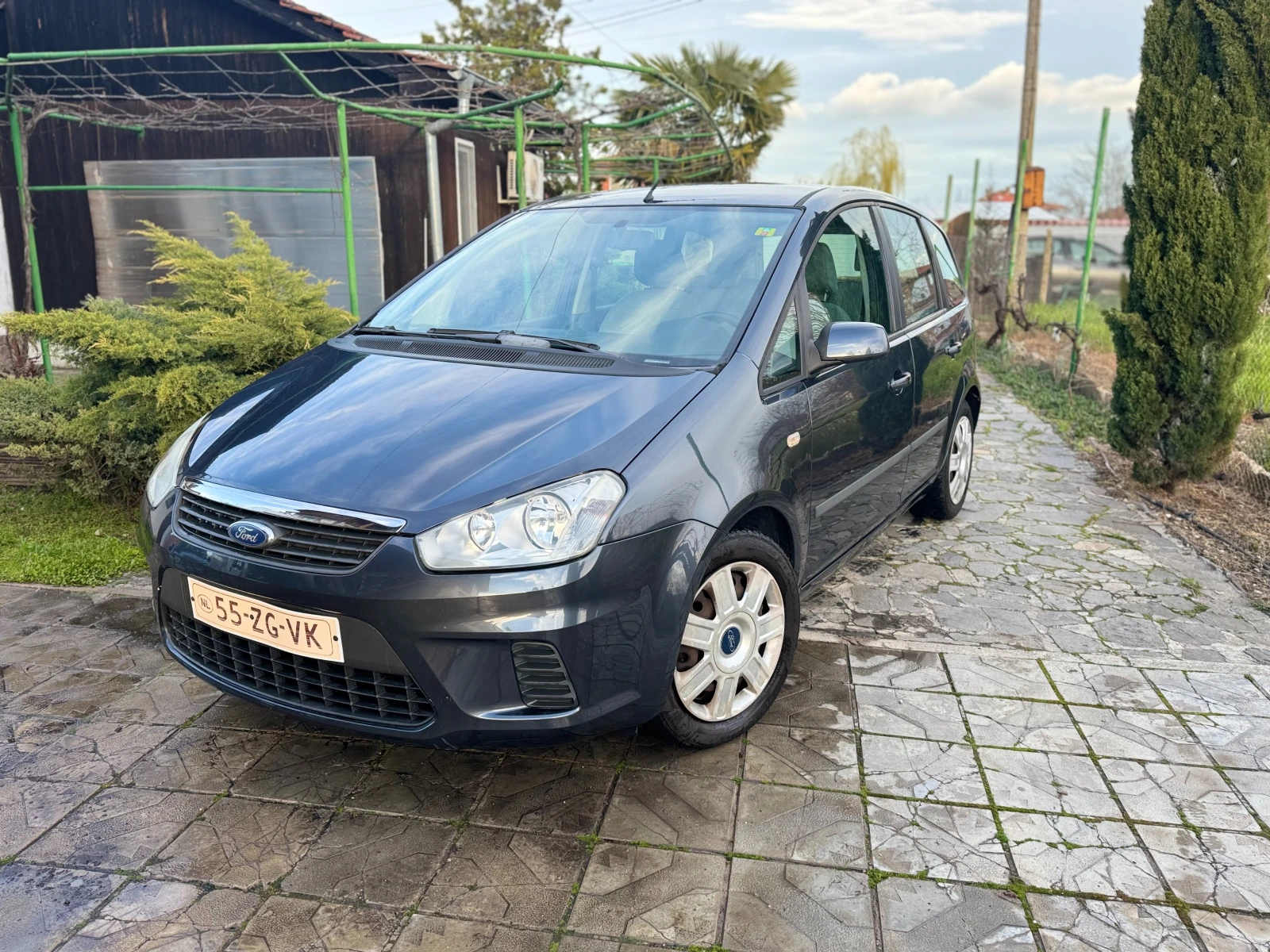 Ford C-max 1.8i 125кс Facelift, снимка 2 - Автомобили и джипове - 54087671