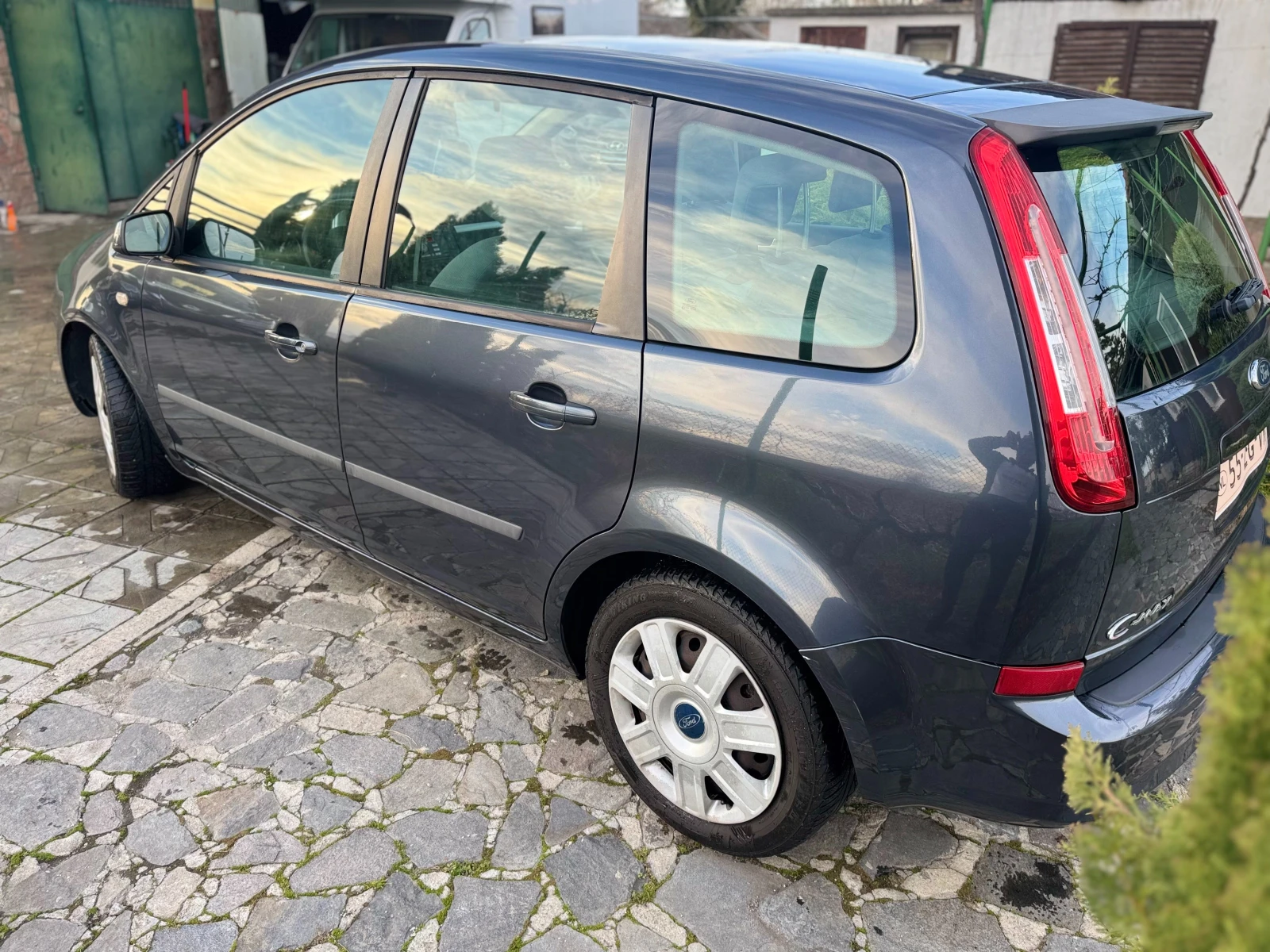 Ford C-max 1.8i 125кс Facelift, снимка 6 - Автомобили и джипове - 54087671