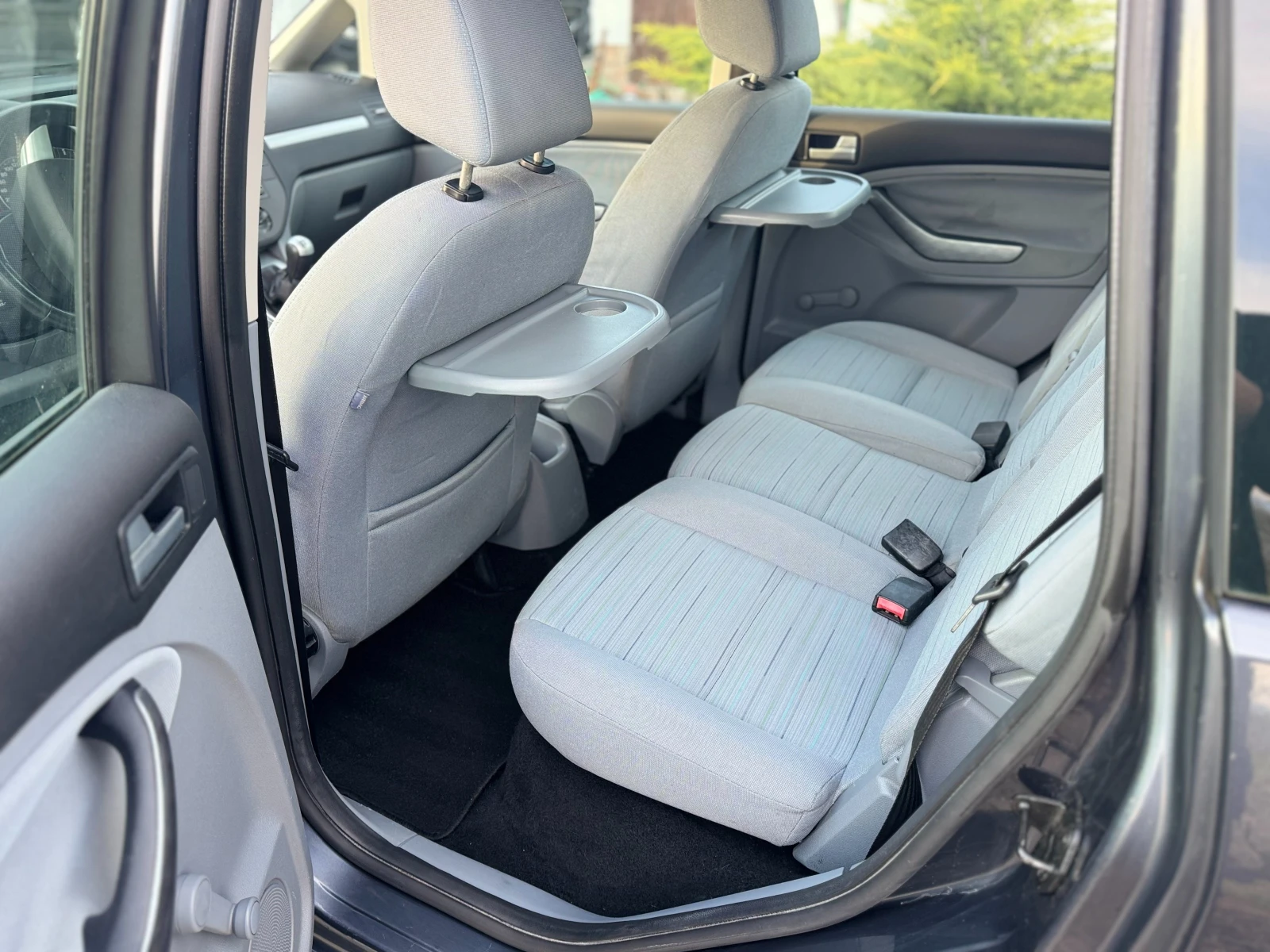 Ford C-max 1.8i 125кс Facelift, снимка 12 - Автомобили и джипове - 54087671