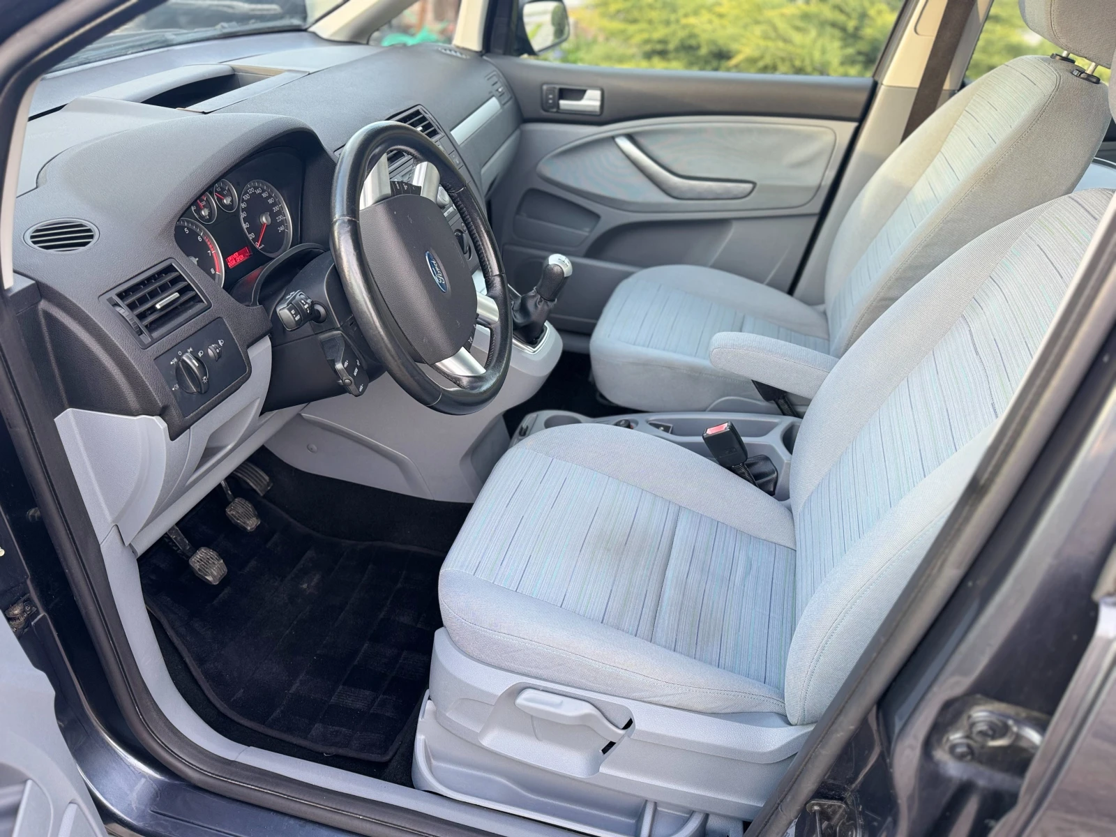 Ford C-max 1.8i 125кс Facelift, снимка 9 - Автомобили и джипове - 54087671