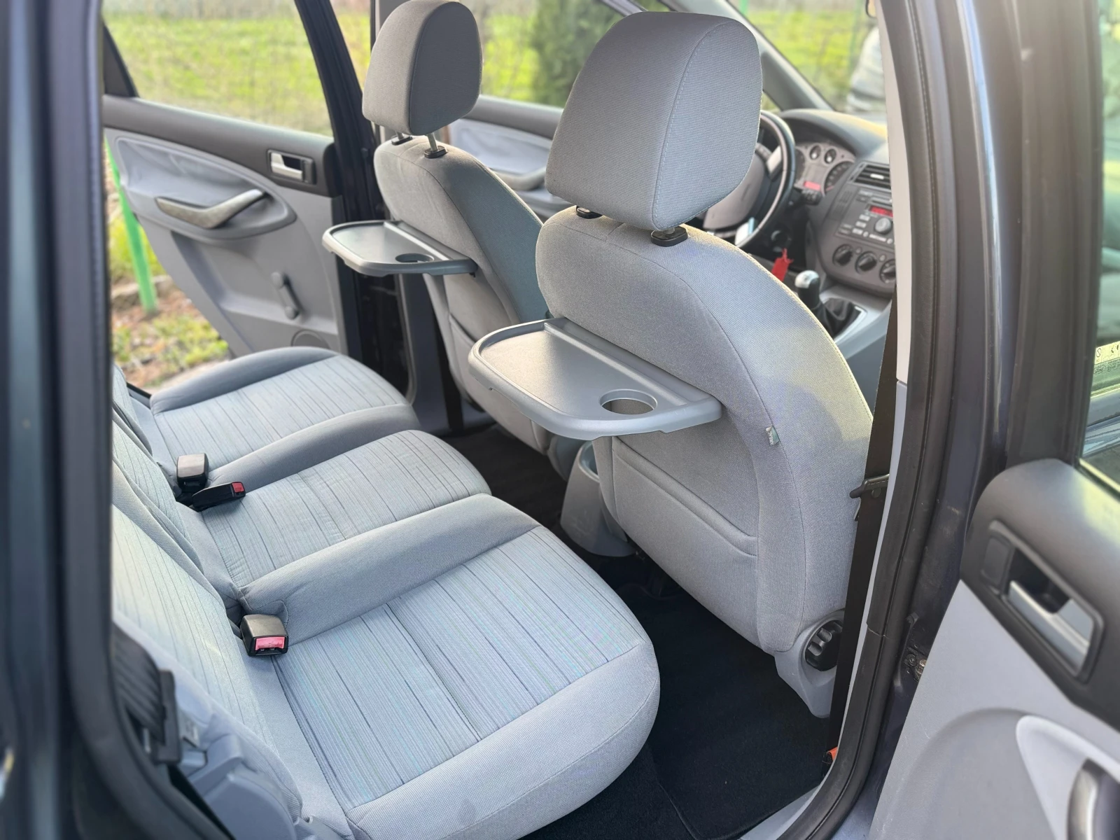 Ford C-max 1.8i 125кс Facelift, снимка 13 - Автомобили и джипове - 54087671