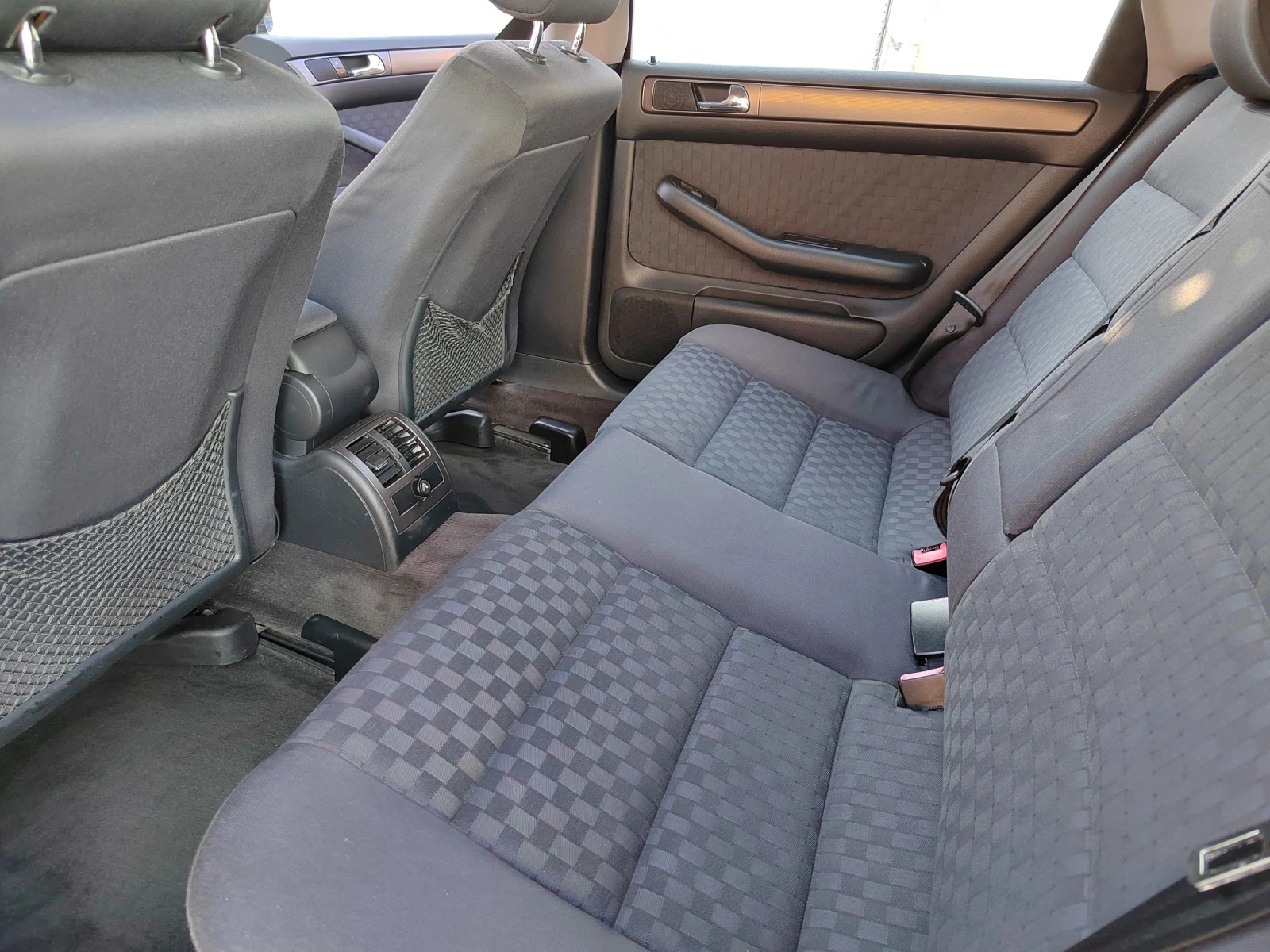 Audi A6 1.8т , снимка 11 - Автомобили и джипове - 54132613