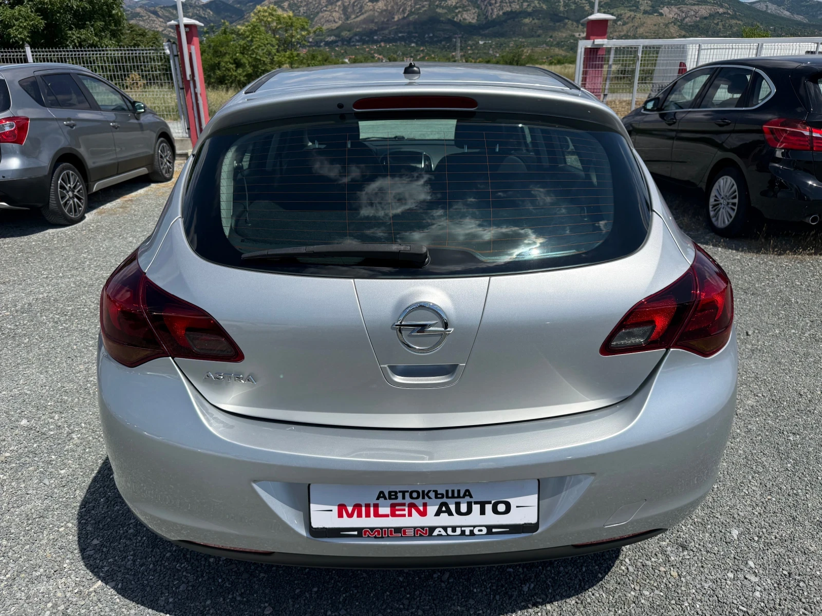 Opel Astra (KATO НОВА), снимка 7 - Автомобили и джипове - 54650572