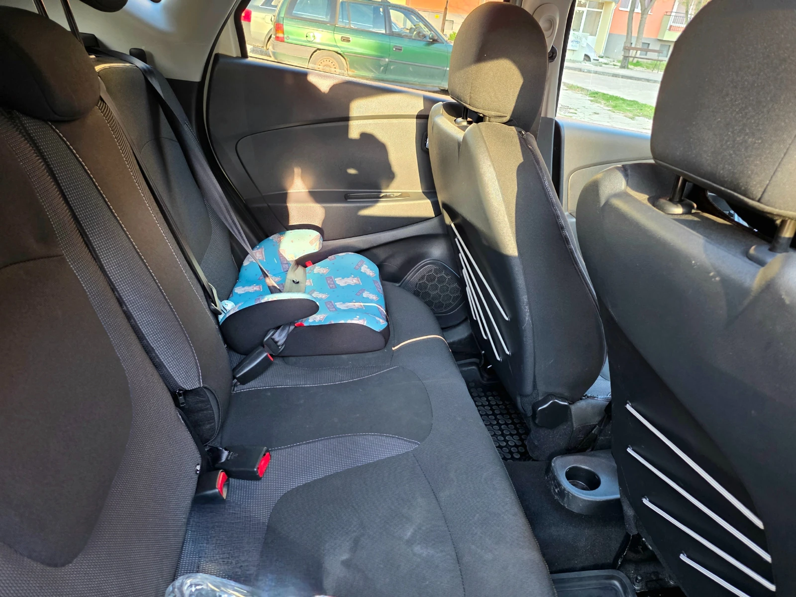 Renault Captur 0.9 TCe, снимка 10 - Автомобили и джипове - 54804687