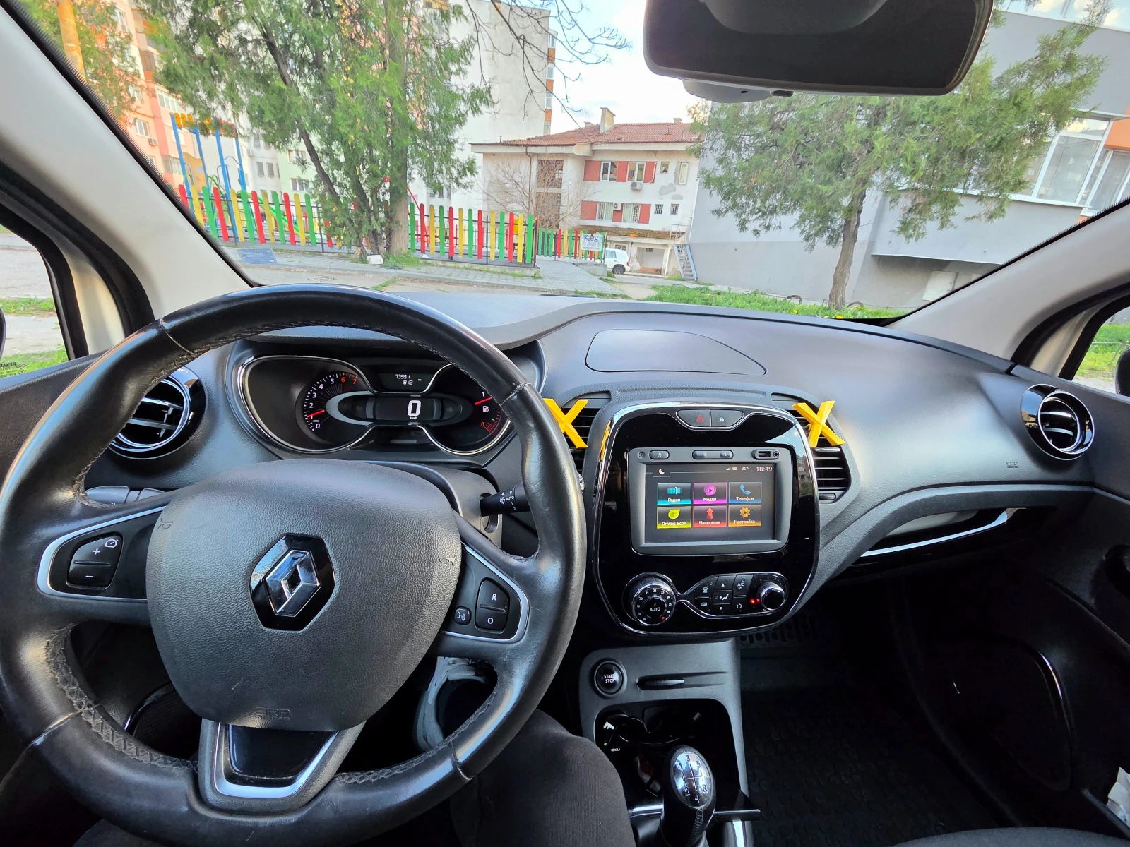 Renault Captur 0.9 TCe, снимка 7 - Автомобили и джипове - 54804687