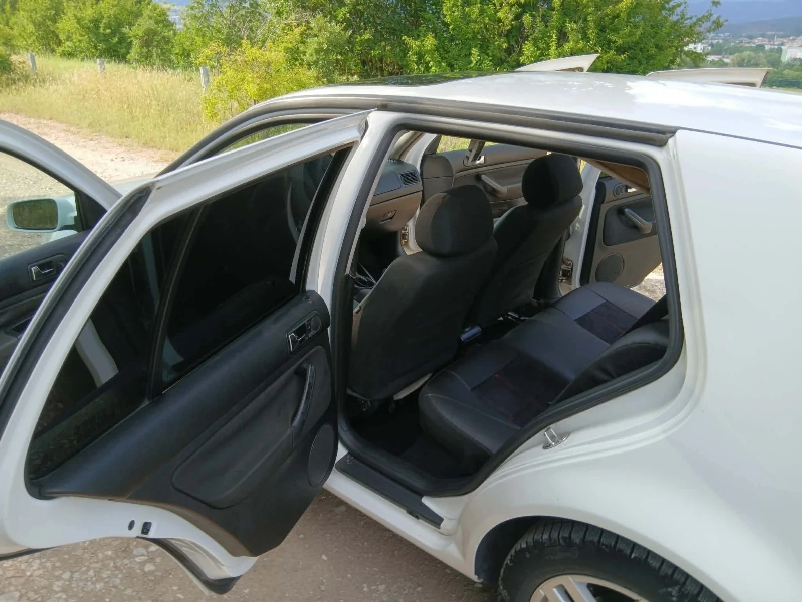VW Golf, снимка 13 - Автомобили и джипове - 54990300