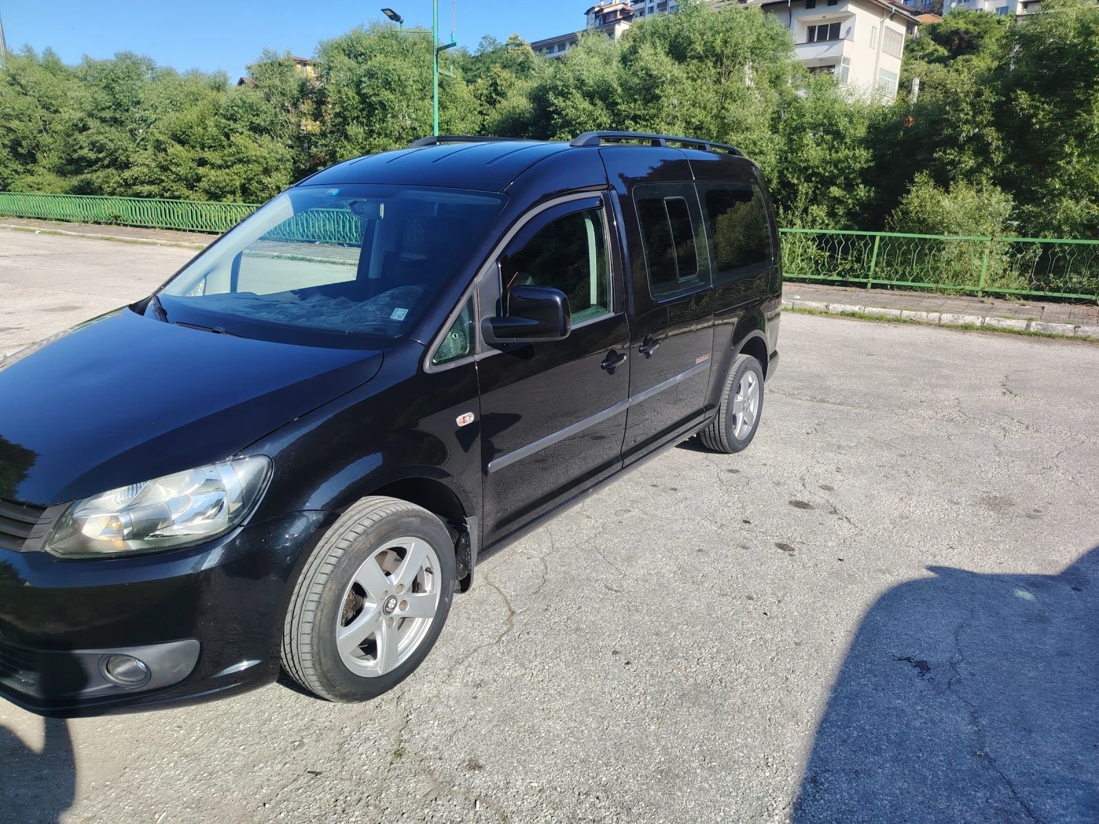 VW Caddy Maxi, снимка 2 - Автомобили и джипове - 55086256