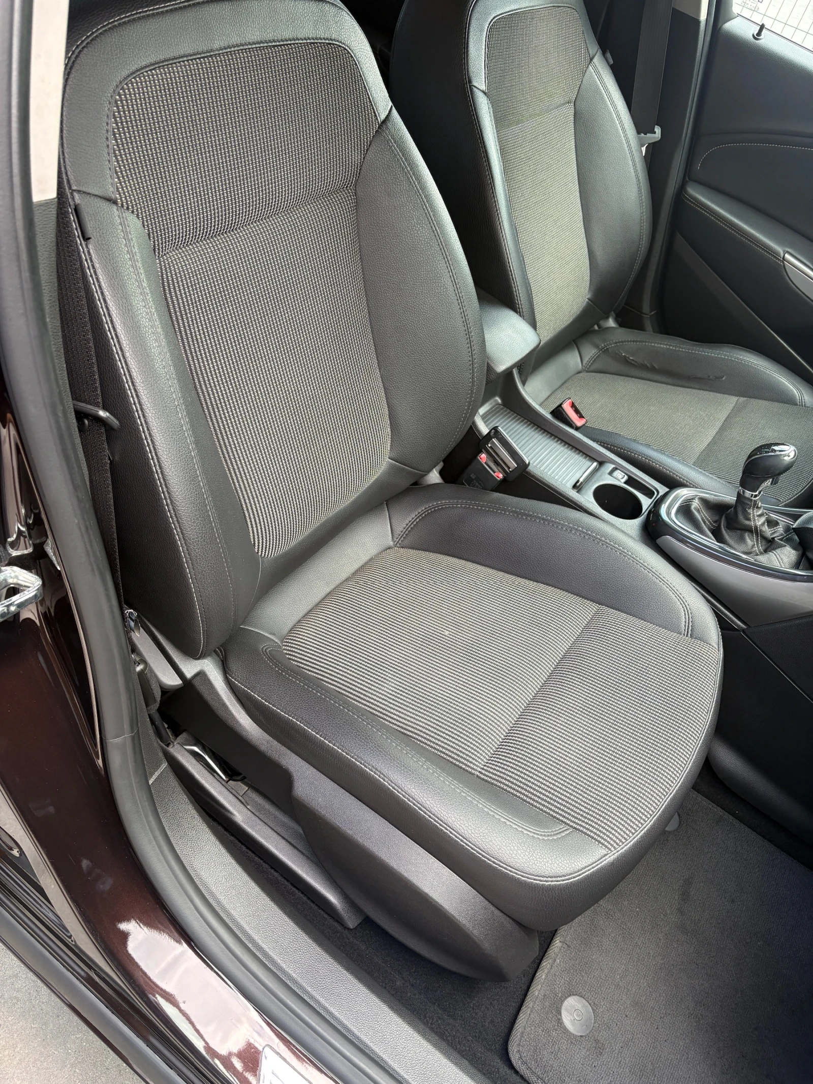 Opel Astra, снимка 13 - Автомобили и джипове - 55164274