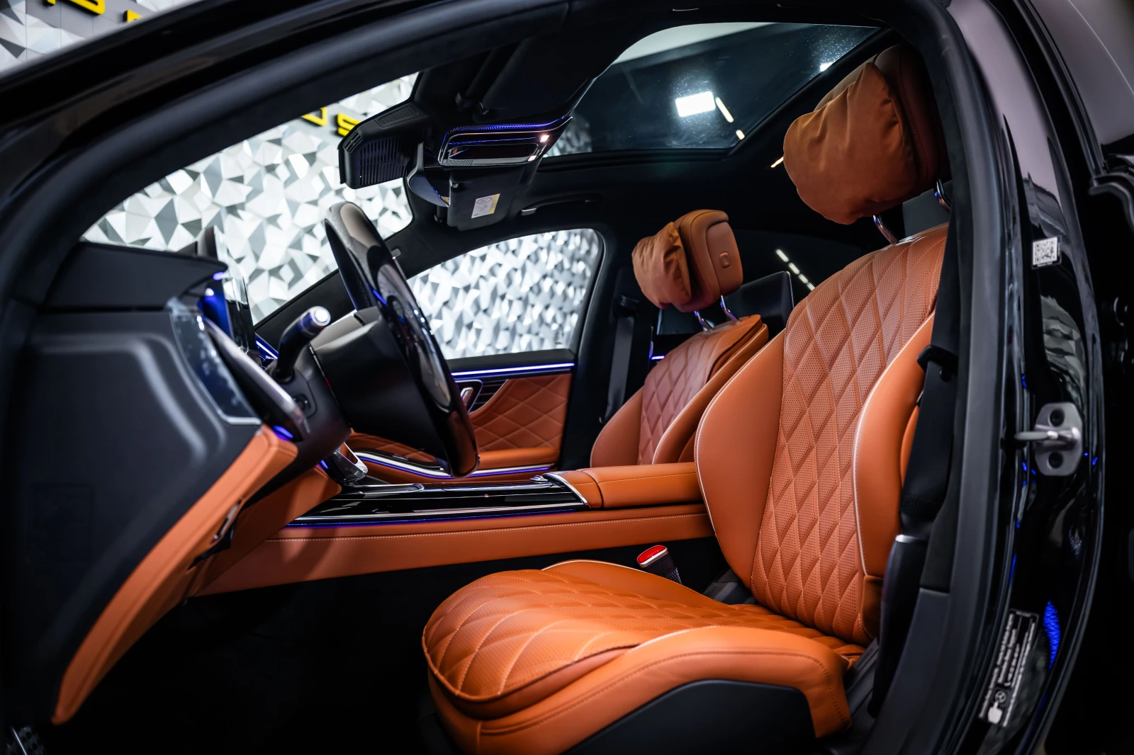 Mercedes-Benz S 580 L 4M AMG* Night* Pano* Burm, снимка 12 - Автомобили и джипове - 55708863