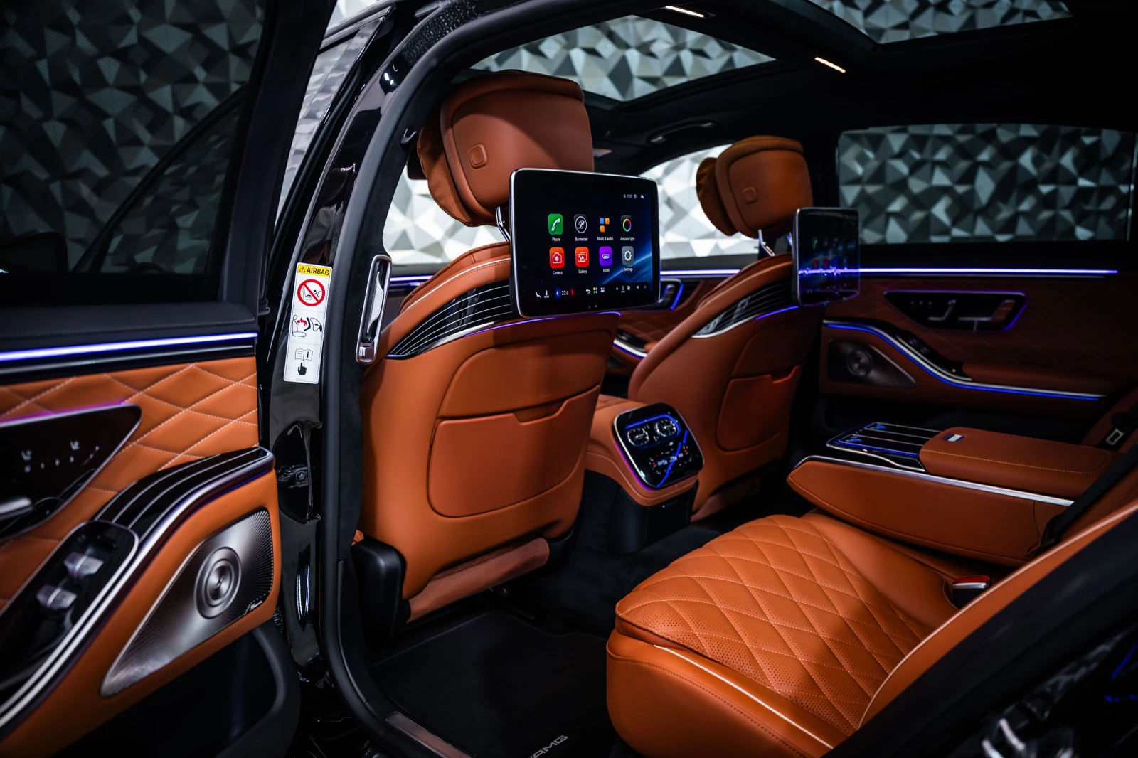 Mercedes-Benz S 580 L 4M AMG* Night* Pano* Burm, снимка 14 - Автомобили и джипове - 55708863