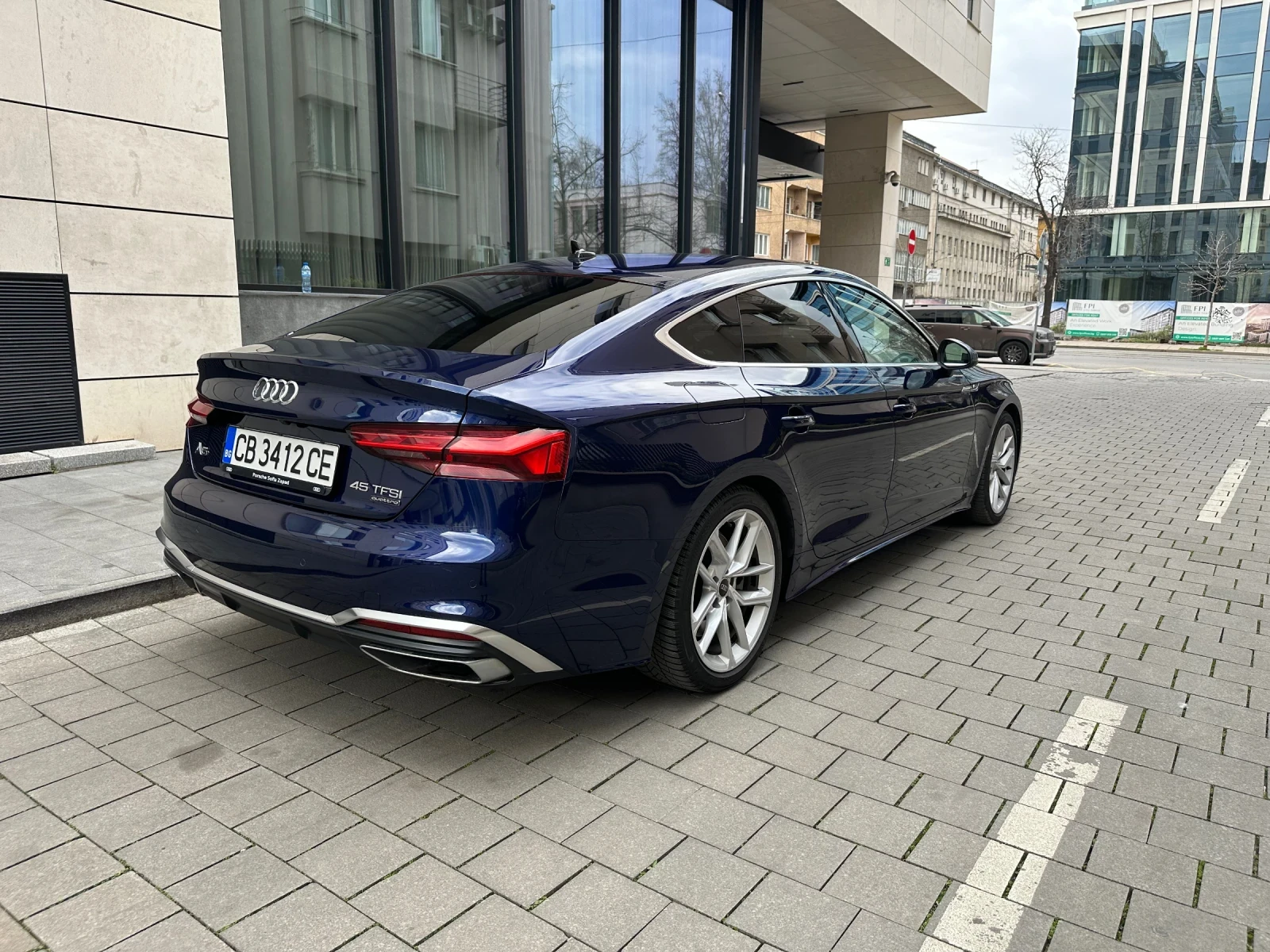Audi A5 45 TFSI ГАРАНЦИЯ ДО 2028г., снимка 4 - Автомобили и джипове - 55796352