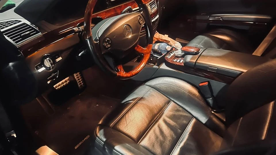 Mercedes-Benz S 65 AMG * V12 TWIN-TURBO * МАСАЖИ * ВАКУМ, снимка 13 - Автомобили и джипове - 55968324