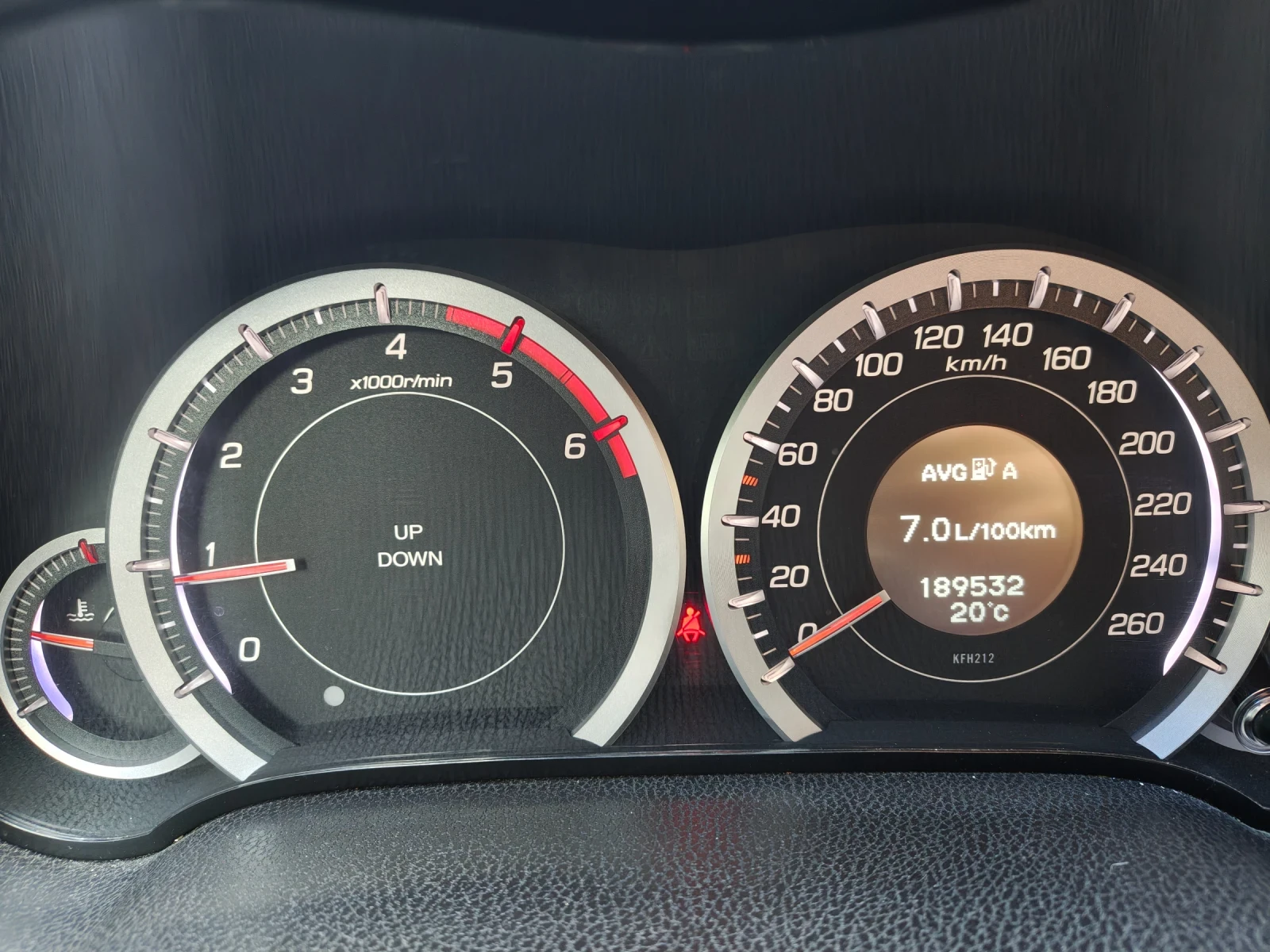 Honda Accord, снимка 14 - Автомобили и джипове - 56273069