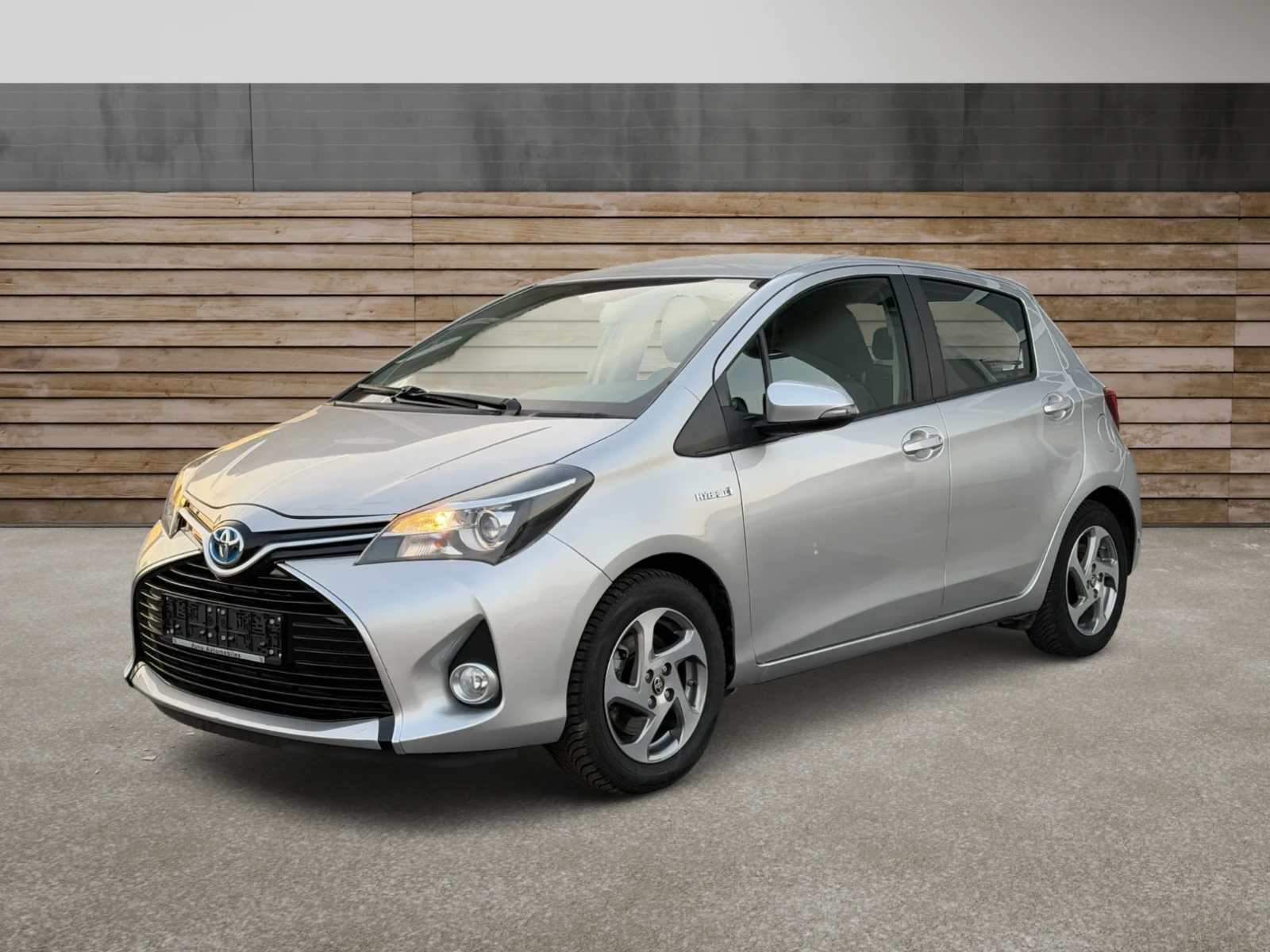 Toyota Yaris Hybrid 69000km | Mobile.bg � ����������� 3