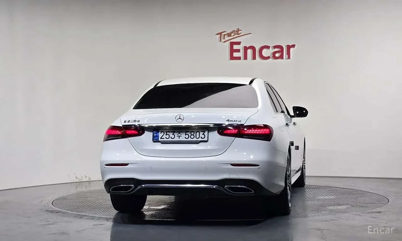 Mercedes-Benz E 220 * E220d 4MATIC AMG Line *  | Mobile.bg � ����������� 4