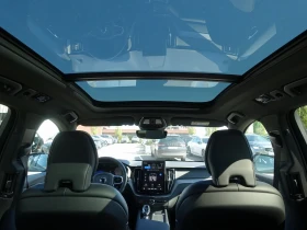 Volvo XC60 NEW 2026 T8 AWD Black Edition Plus, снимка 15