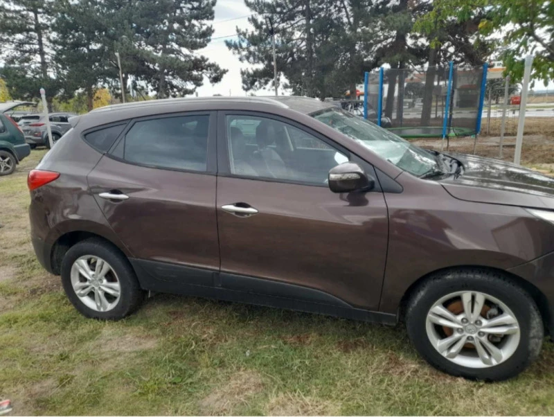 Hyundai IX35 1.7 CRDI ПРОМОЦИЯ , снимка 7 - Автомобили и джипове - 47186367