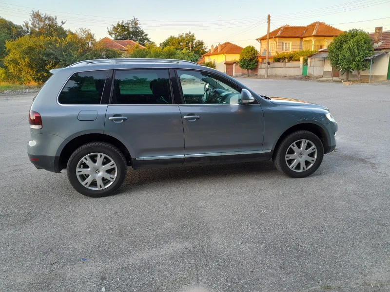 VW Touareg, снимка 3 - Автомобили и джипове - 47779591