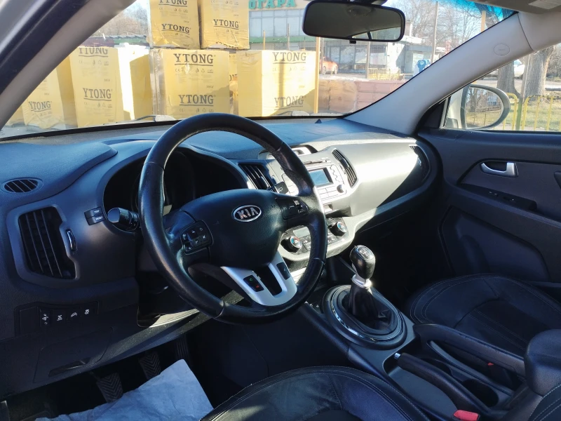 Kia Sportage 2.0CRDI AWD, снимка 8 - Автомобили и джипове - 48388394