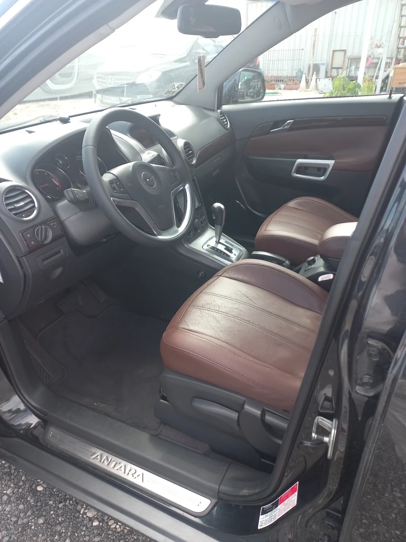 Opel Antara 2, 0 TDCI 4?4  KOJA  Avtomat, снимка 14 - Автомобили и джипове - 51908969