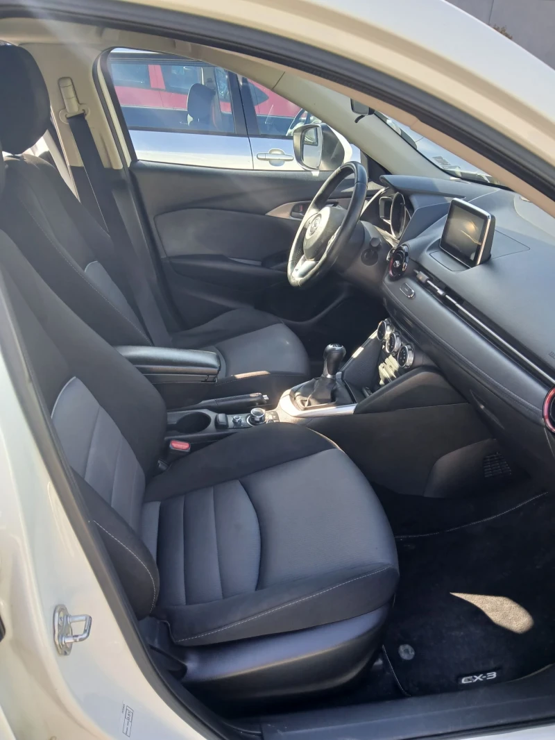 Mazda CX-3, снимка 5 - Автомобили и джипове - 52559729