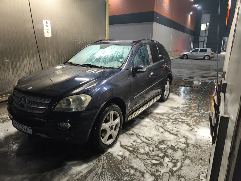 Mercedes-Benz ML 320 Пълна сервизна история. Внос Германия. 2-ри собств, снимка 10 - Автомобили и джипове - 52899177