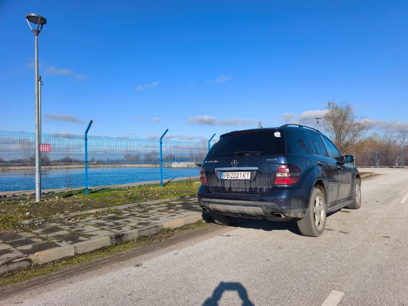 Mercedes-Benz ML 320 Пълна сервизна история. Внос Германия. 2-ри собств, снимка 5 - Автомобили и джипове - 52899177