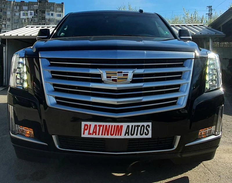 Cadillac Escalade ПРОДАДЕНА!!!, снимка 1 - Автомобили и джипове - 36393195