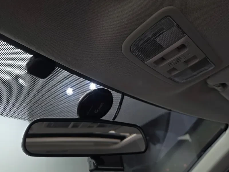 Honda Hr-v 1.8 Бензин, снимка 11 - Автомобили и джипове - 55569893